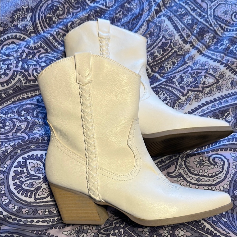 Women's White Western Ankle Boots